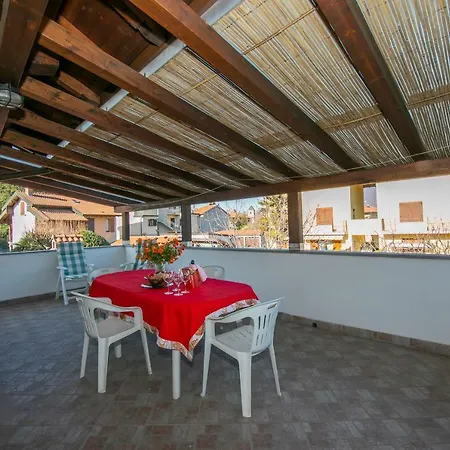 Quicchio Sleeps 4 Pool *